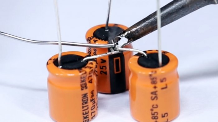 Как собрать трех светодиодную мигалку с питанием от сети 220 В