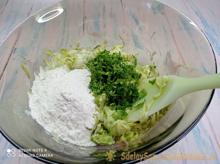 Кабачковая пицца на сковороде