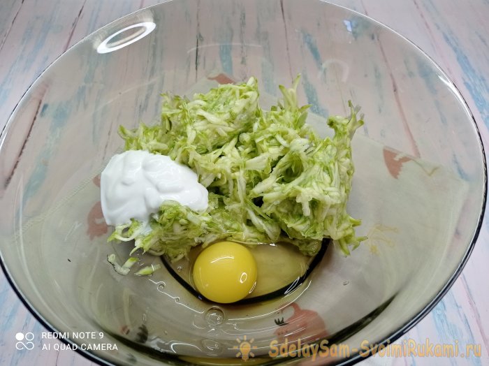 Кабачковая пицца на сковороде