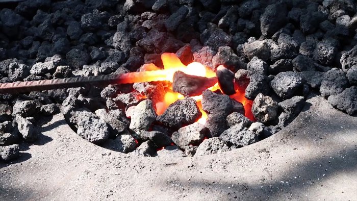 Как выковать резак из шарика подшипника