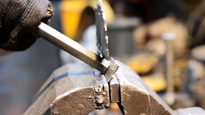 Как из пильного диска сделать надежный бур с накладными лезвиями