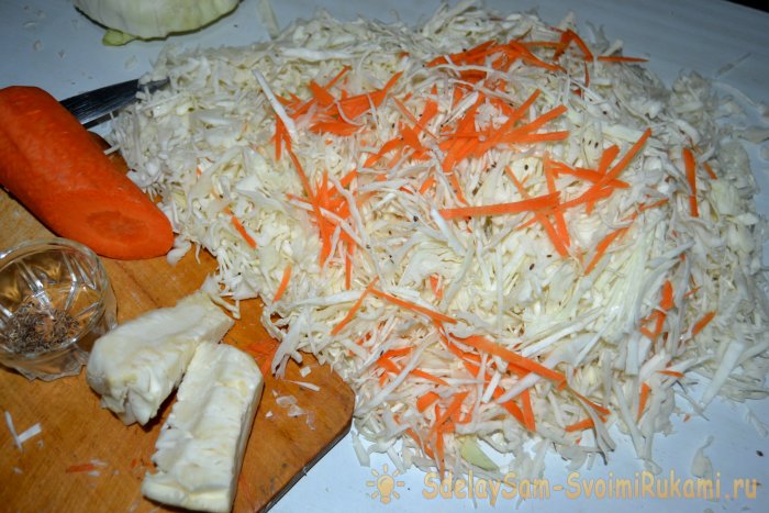 Квашеная капуста в рассоле хрустит так хрустит