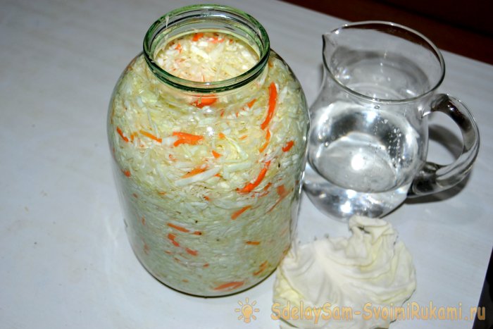 Квашеная капуста в рассоле хрустит так хрустит