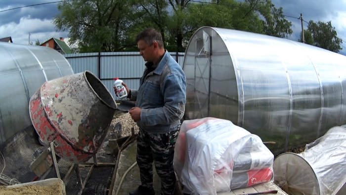 Бетонная садовая дорожка под камень своими руками это не сложно