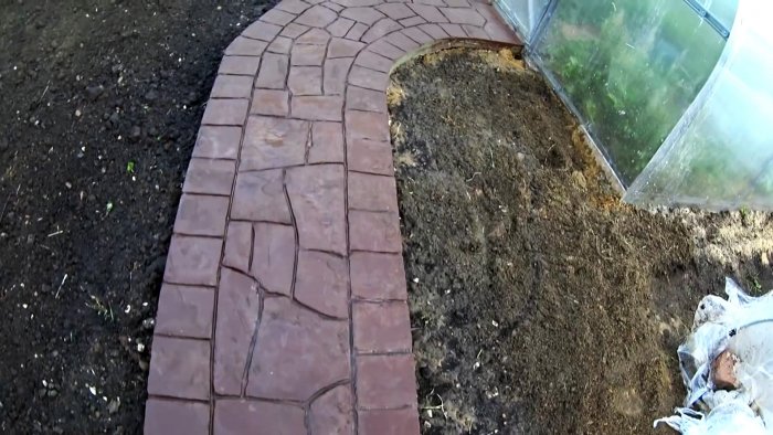 Бетонная садовая дорожка под камень своими руками это не сложно