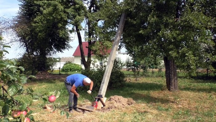 Как вытащить бетонный столб домкратом