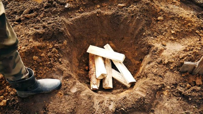 Как запечь 5 кг мяса в яме одним куском