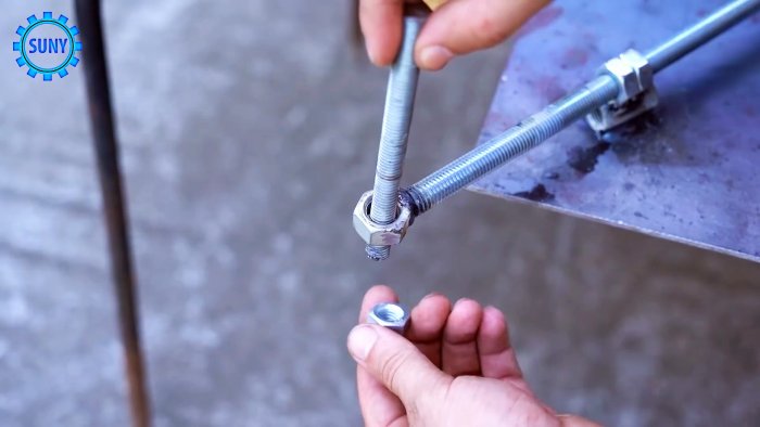 Удобное приспособление из тормозной колодки для сварки труб под прямым углом