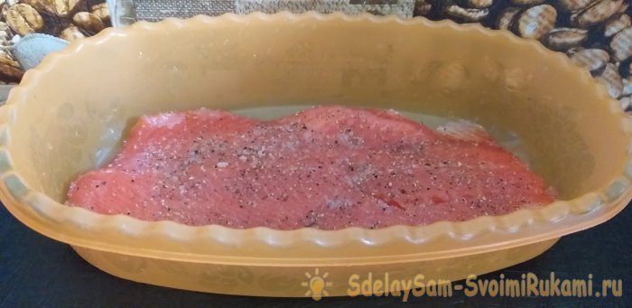 Хитрости разделки и экономии Как засолить форель в домашних условиях