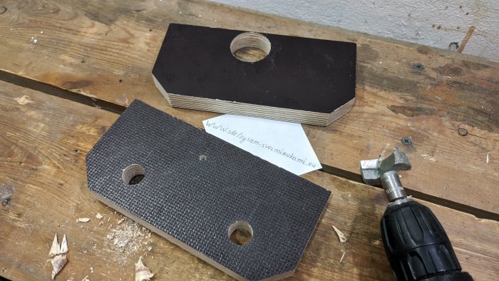 Очень точная сверлильная стойка под дрель своими руками