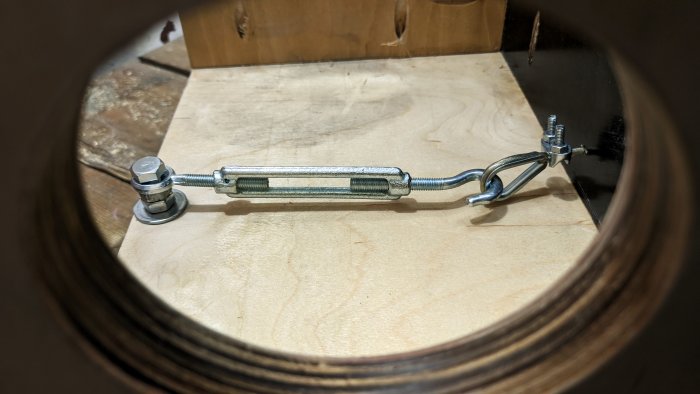 Очень точная сверлильная стойка под дрель своими руками