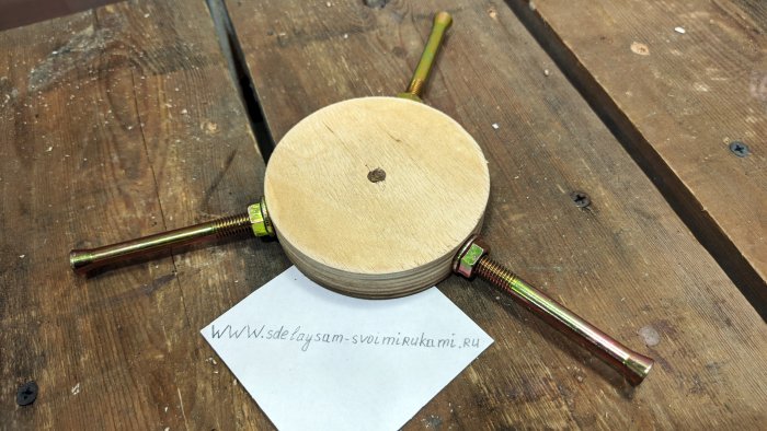 Очень точная сверлильная стойка под дрель своими руками