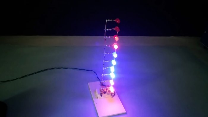 Светодиодный индикатор уровня с питанием напрямую от динамика