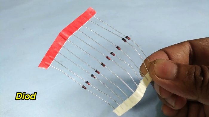 Светодиодный индикатор уровня с питанием напрямую от динамика