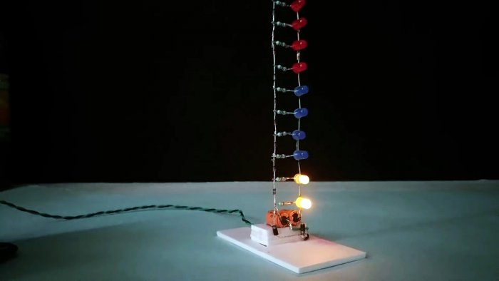 Светодиодный индикатор уровня с питанием напрямую от динамика