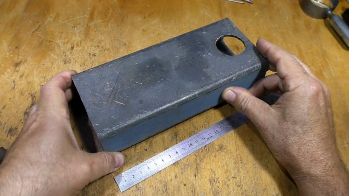 Как из крестовины кардана сделать низковольтный мини отрезной станок