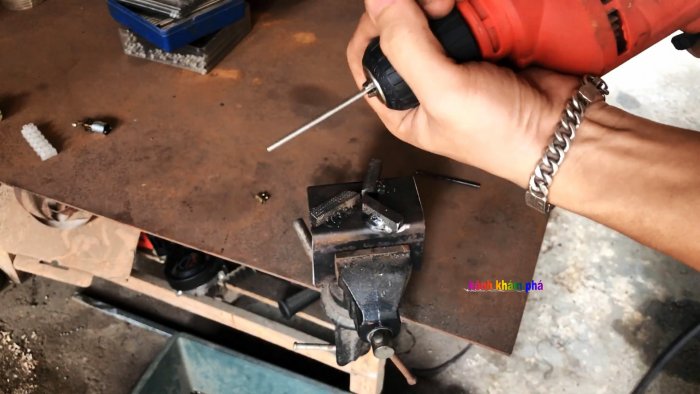 Как уменьшить диаметр стального прута без токарки