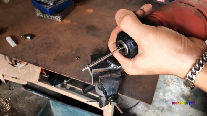 Как уменьшить диаметр стального прута без токарки