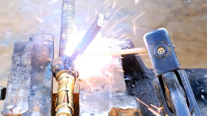 Съемник из анкера для выпрессовки подшипников из глухих отверстий