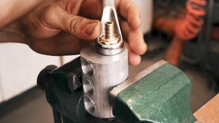 Как из баллончиков от аэрозолей сделать ресивер для компрессора аэрографа