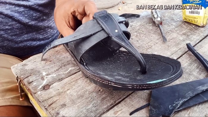 Как из старой покрышки сделать вечные шлепки