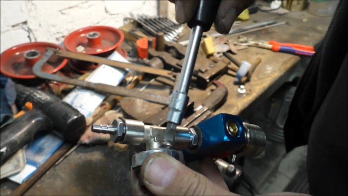 Собираем мини компрессор с ресивером из огнетушителя