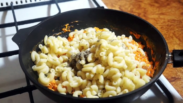 3 яйца макароны и 10 минут на сытный ужин