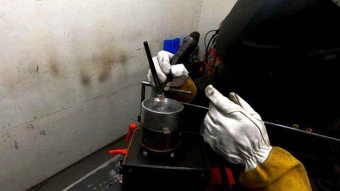 Более функционального станка из болгарки вы вряд ли увидите