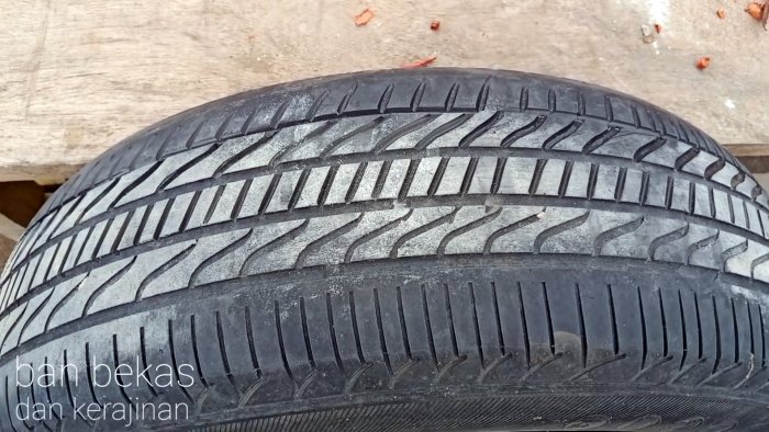 Копеечный инструмент для нарезки протектора на автомобильных шинах