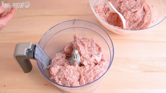 Сделать дома вареную колбасу по ГОСТУ СССР несложно а вспомнить вкус детства бесценно