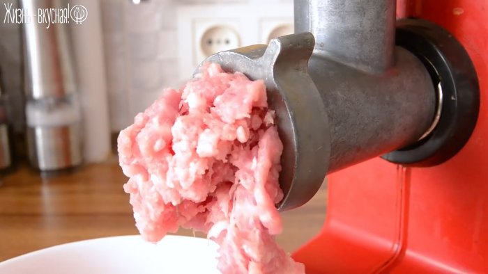 Сделать дома вареную колбасу по ГОСТУ СССР несложно а вспомнить вкус детства бесценно