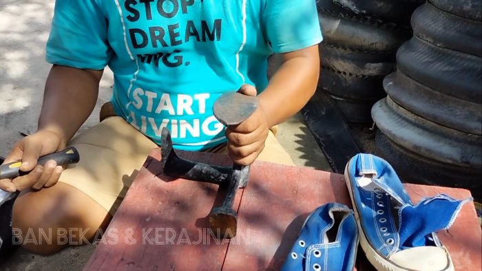 Ремонтируем прохудившуюся подошву автомобильной шиной