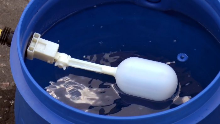 Как просто сделать чтобы садовая бочка автоматически наполнялась сама