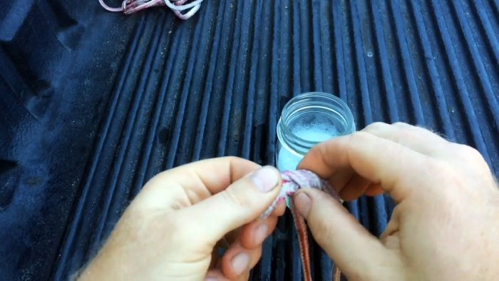 Лайфхак по быстрому развязыванию затянутых узлов