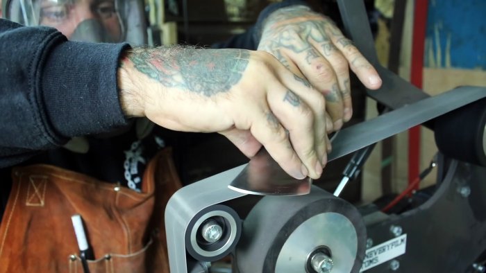 Как восстановить и сделать крутой топор при помощи цепи