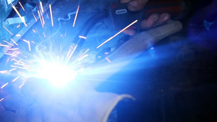 Как восстановить и сделать крутой топор при помощи цепи