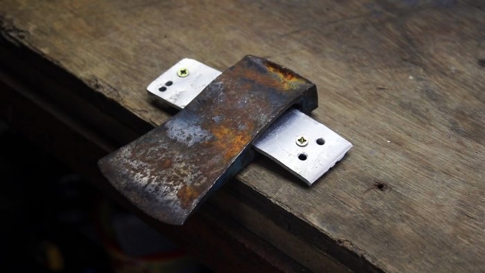 Как восстановить и сделать крутой топор при помощи цепи