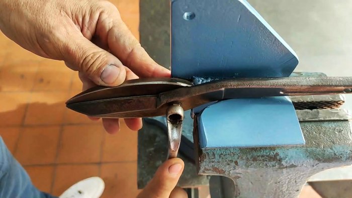 Рычажные ножницы по металлу из обычных