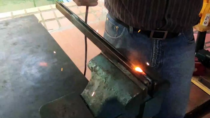 Рычажные ножницы по металлу из обычных