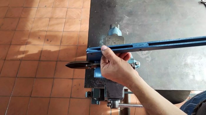 Рычажные ножницы по металлу из обычных