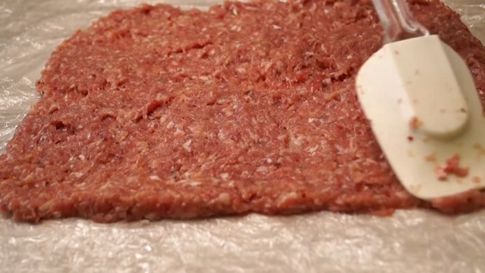 Перекус из фарша Минутка устоять невозможно