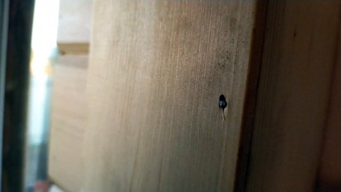 Почему гвоздь в наличник лучше забивать шуруповертом