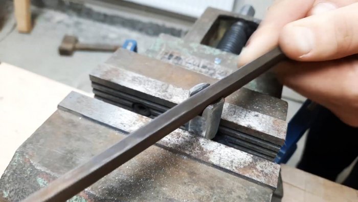 Как спрятать головку болта в дерево заподлицо