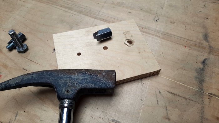 Как спрятать головку болта в дерево заподлицо