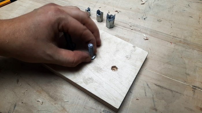 Как спрятать головку болта в дерево заподлицо