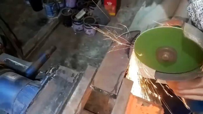 Как сделать сверхмощный самозажимной ключ из металлолома