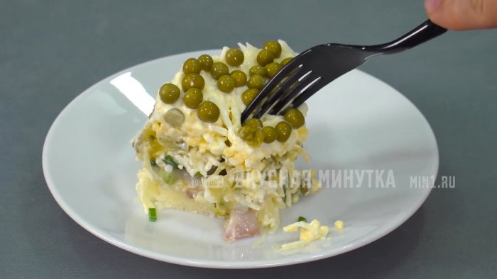 Зачем опытные домохозяйки смазывают терку