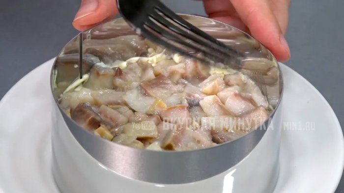 Зачем опытные домохозяйки смазывают терку