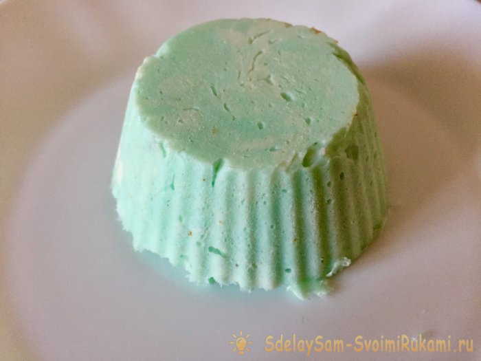 Не выбрасывайте мыльные обломки они еще послужат на славу