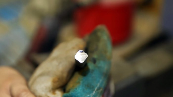 Старинный способ сделать из мягкой стали твердую